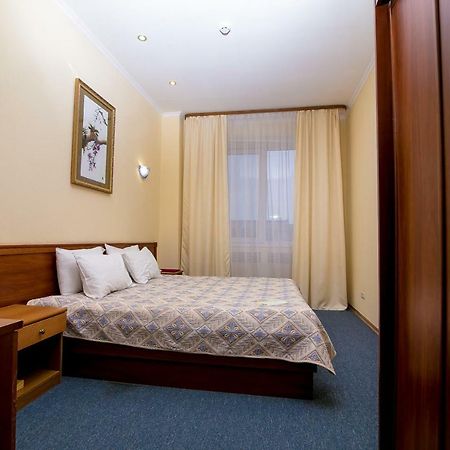 Sun Light Hotel Kharkiv Exterior photo